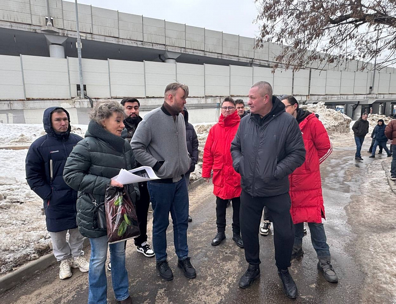 На субботнем обходе в Перово обсудили вывоз снега