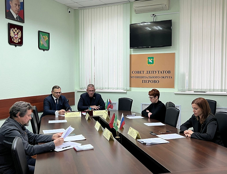 В Перово прошли публичные слушания