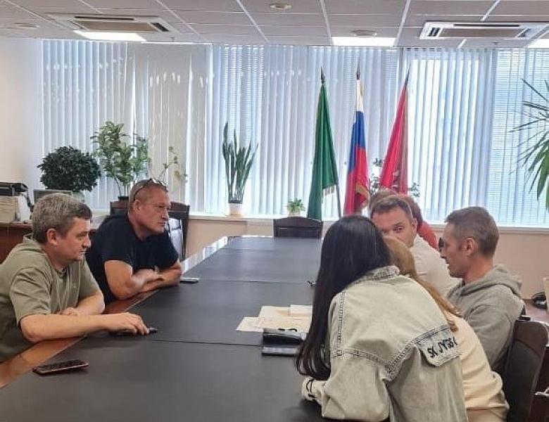В Перово прошла встреча с жителями по поводу установки ограждающих устройств