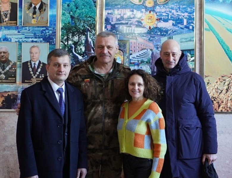 Перовские депутаты отвезли благодарственные письма Госдумы в Луганскую Народную Республику