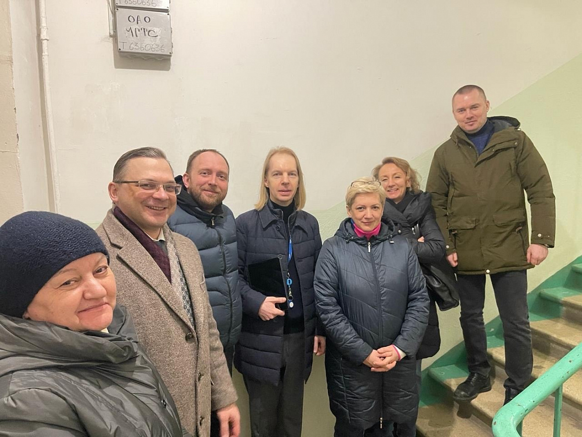 Перовский депутат встретился с жителями перед капремонтом