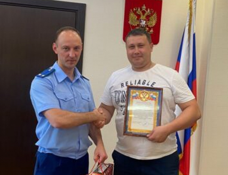 Работник Жилищника задержал особо опасного преступника