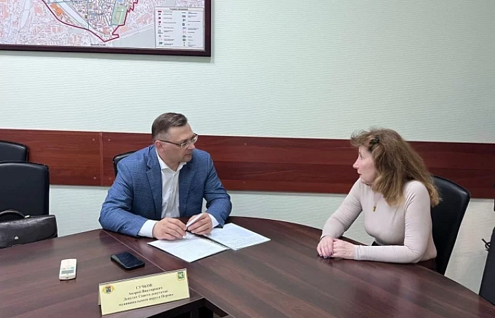 Андрей Сучков рассказал перовчанке о формировании фонда капремонта