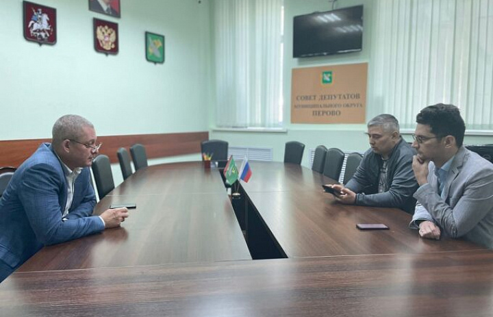 Перовские депутаты продолжат приём населения в июне