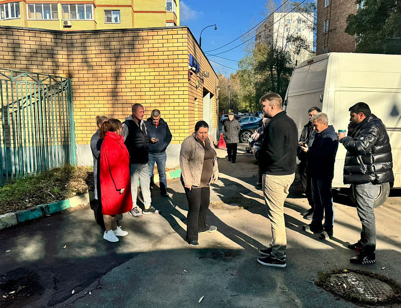 Перовские депутаты присоединились к субботнему обходу территорий