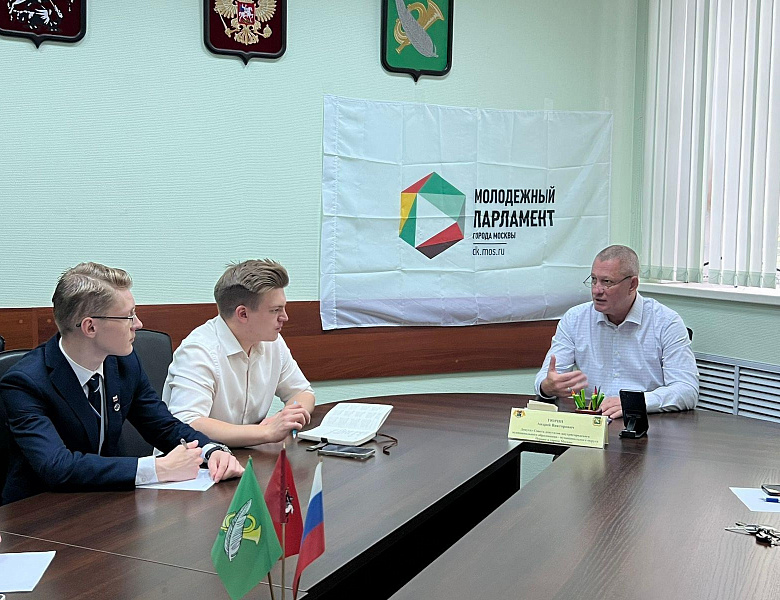 Юристы ответили на вопросы перовчан