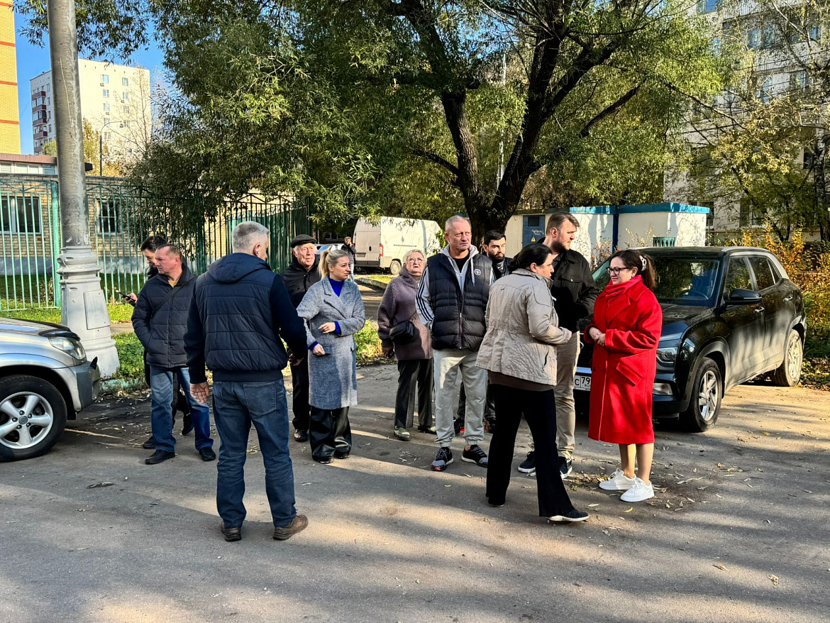 Перовские депутаты присоединились к субботнему обходу территорий