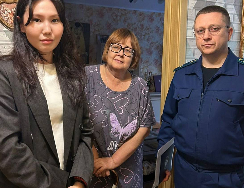 С 10.12.2025 по 11.12.2025 Перовским межрайонным прокурором Попиком М.Ю. и первым заместителем Перовского межрайонного прокурора Холявчуком Д.Г. осуществлен личный прием