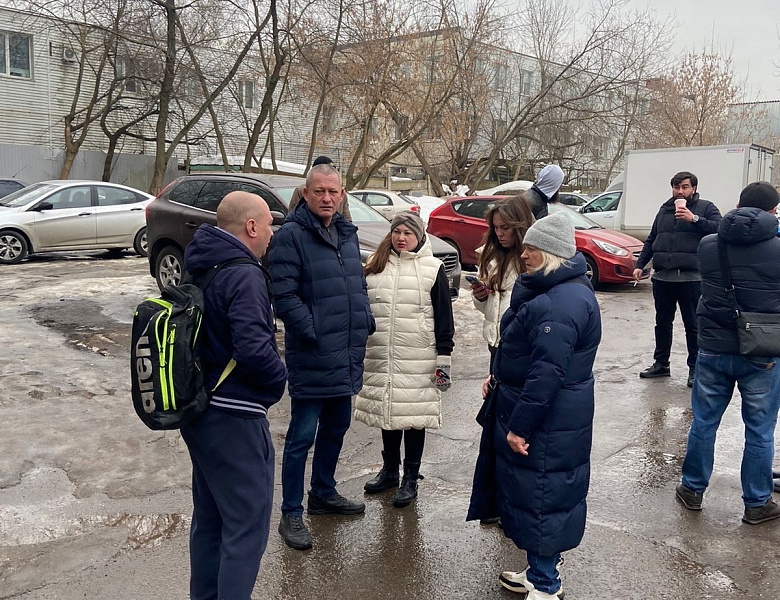 Во время обхода в Перово обсудили вопрос установки ограждающих устройств