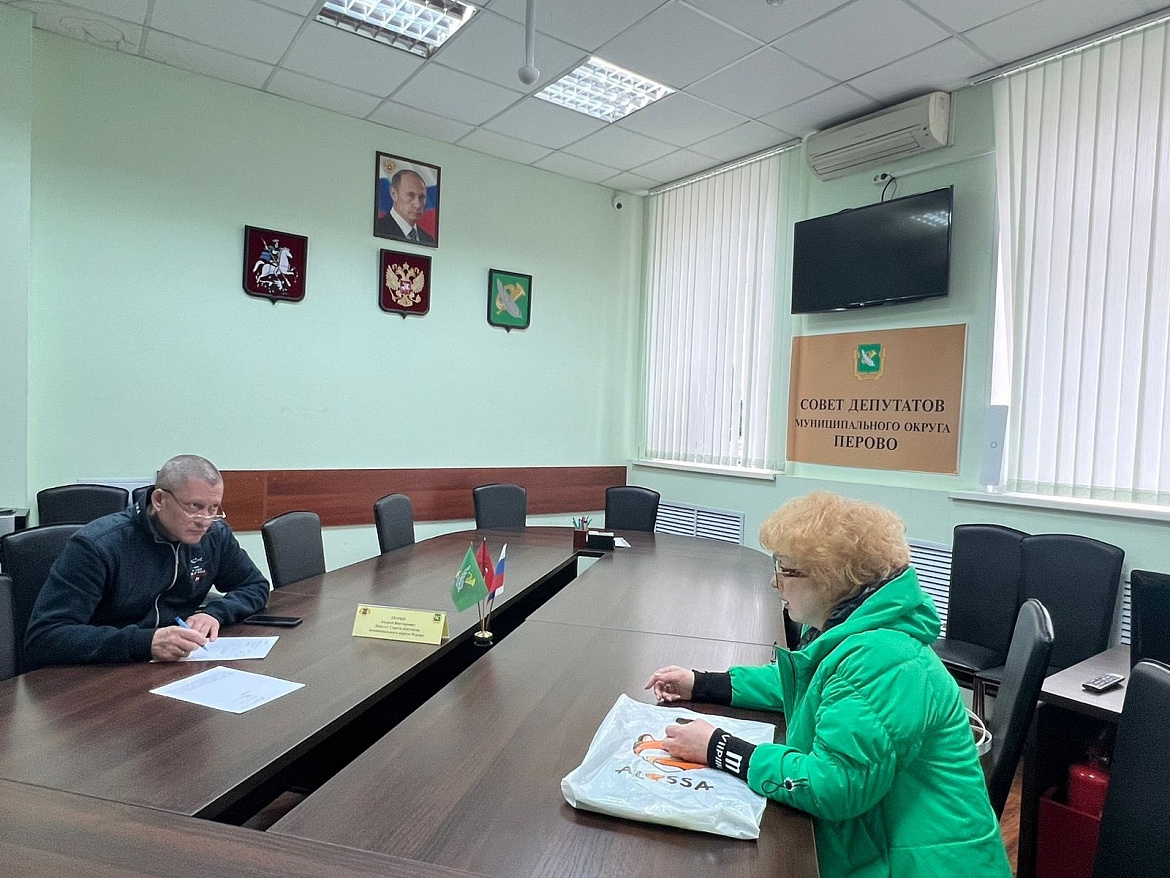 К Андрею Тюрину обратились жители дома на Мастеровой
