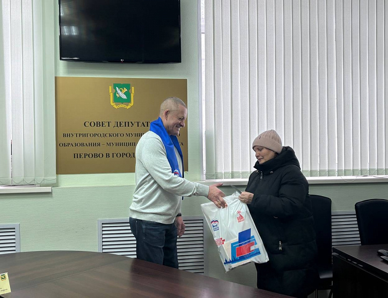 Андрей Тюрин поздравил участников Великой Отечественной войны 