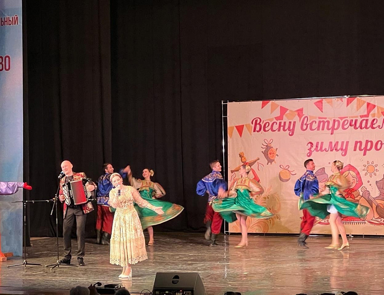 В перовском «Прожекторе» отпраздновали Масленицу
