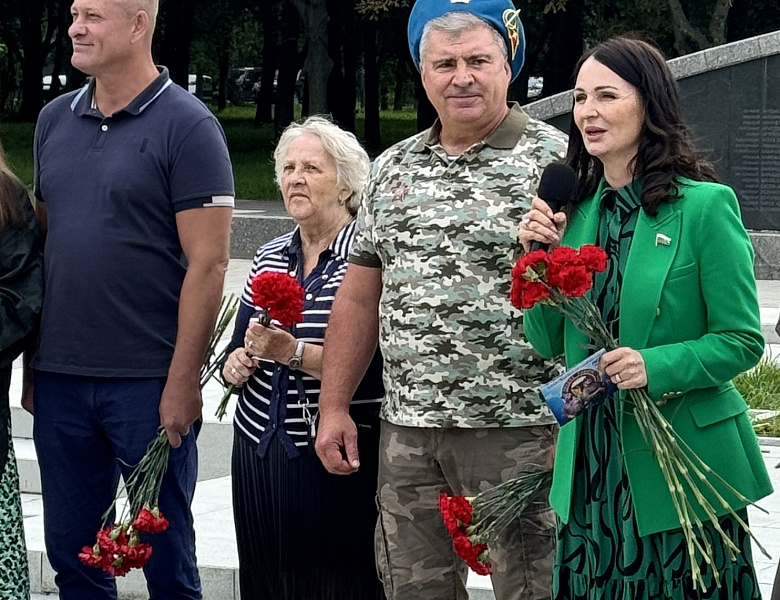 В Перово поздравили десантников с профессиональным праздником