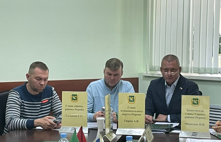 Перовские депутаты согласовали установку ограждающих устройств по обращению жителей