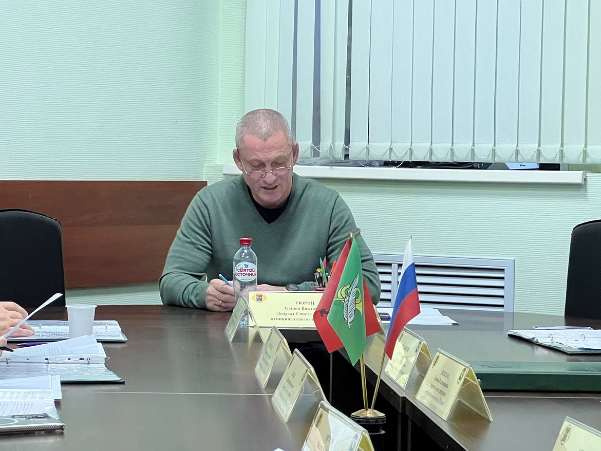 Перовские депутаты обсудили на заседании насущные вопросы
